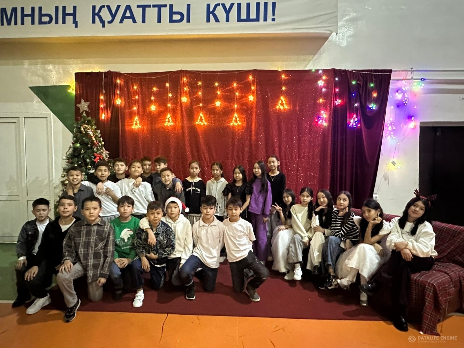 Мектептегі Жаңа жыл мерекесі