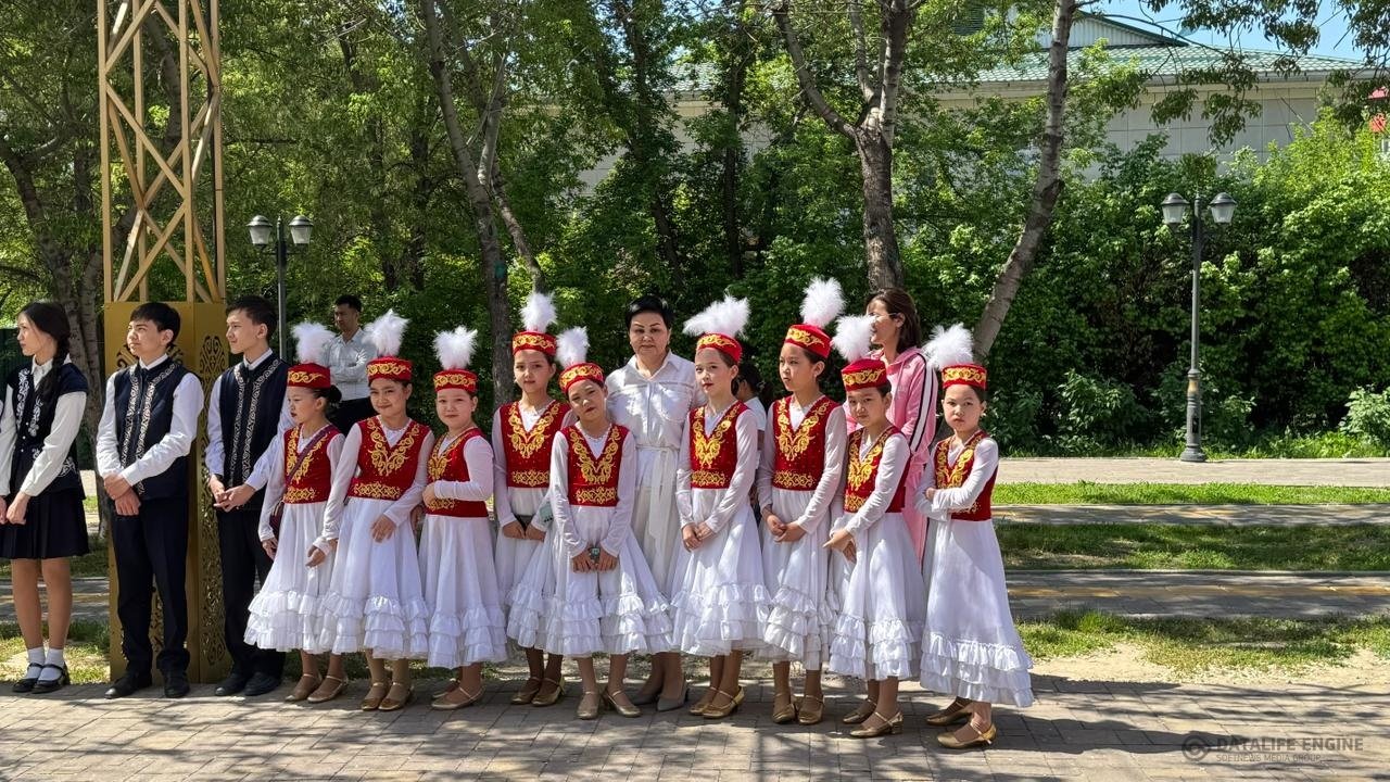 1 мамыр – Қазақстан халқының бірлігі күніне арналған «Ынтымағы жарасқан туған өлкем – Қазақстан!» атты мерекелік іс-шара өтті.